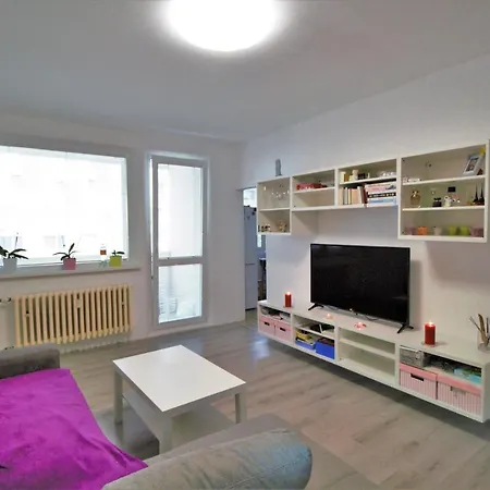 Cozy, Bright With Free Parking Homestay *