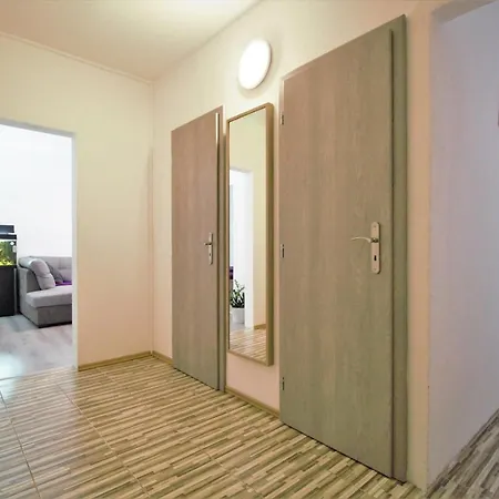 Privat bolig Cozy, Bright With Free Parking *