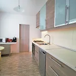 Ubytování v soukromí Cozy, Bright With Free Parking Bratislava
